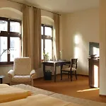 Alte Canzley Hotel 4*