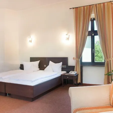 Alte Canzley Hotel 4*