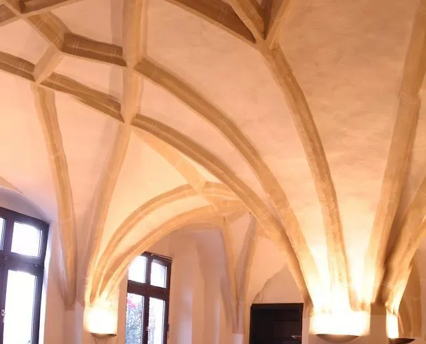 Alte Canzley Hotel 4*