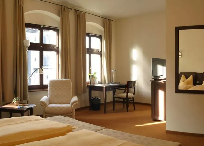 Alte Canzley Hotel 4*