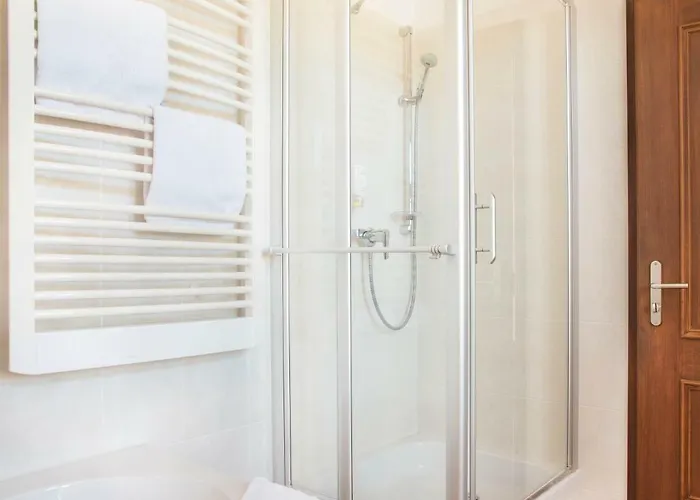 Alte Canzley Hotel 4*